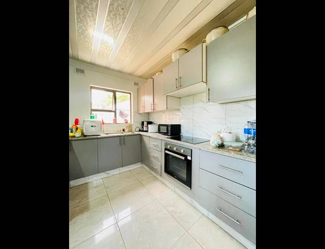 4 BEDROOM HOUSE FOR SALE IN UMGABABA